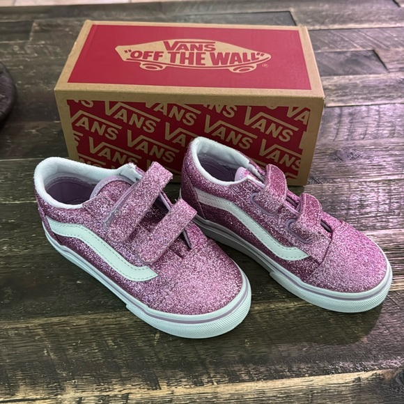 Vans Shoes Brand New In Box Toddler 9 Vans Old Skool V Velcro Pink Glitter Poshmark
